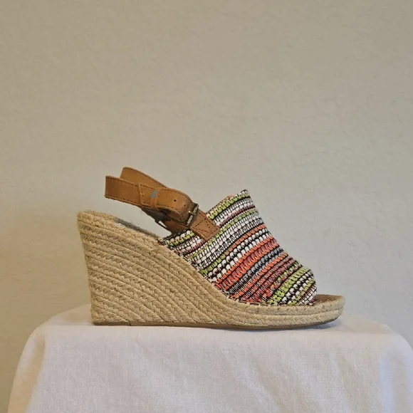 Toms Multicolor Woven Espadrille Wedges - Picture 2 of 15